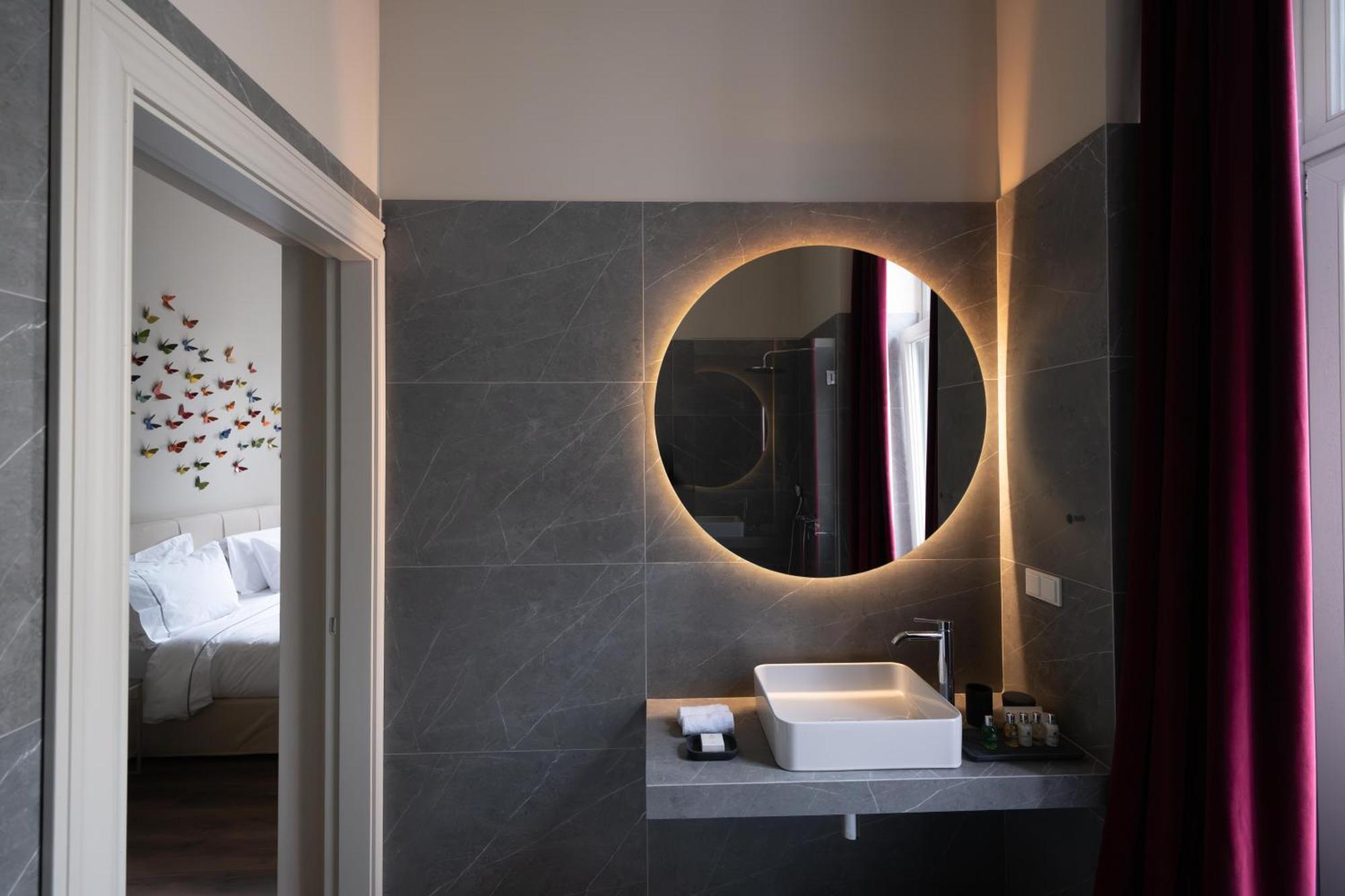 Nine Athens Hotel ภายนอก รูปภาพ